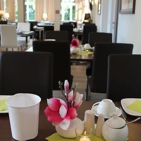 Strandresidenz Verdi فندق Ostseebad Kühlungsborn